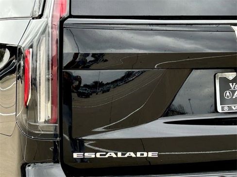 Used 2022 Cadillac Escalade ESV Sport Platinum image 7