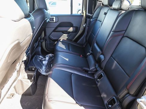 New 2026 Jeep Gladiator Rubicon image 18