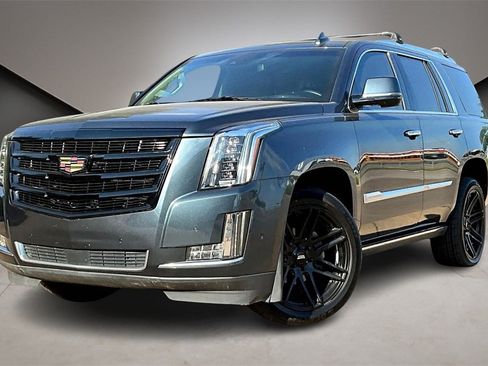Used 2019 Cadillac Escalade Premium Luxury image 1