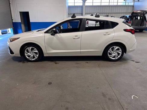 Used 2025 Subaru Impreza 2.0i image 6