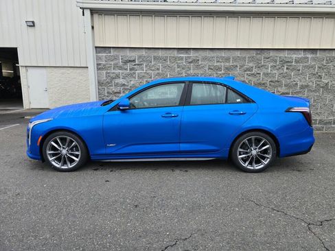 New 2026 Cadillac CT4 V image 3