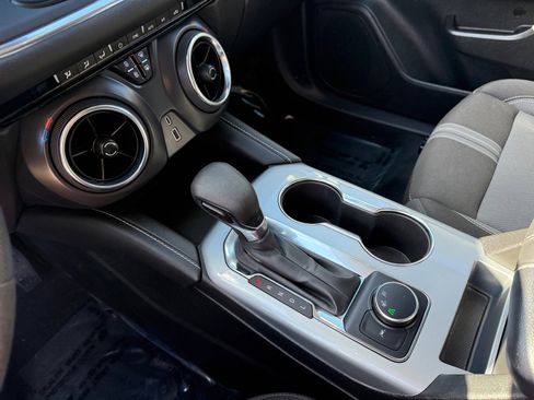 Used 2023 Chevrolet Blazer LT image 13