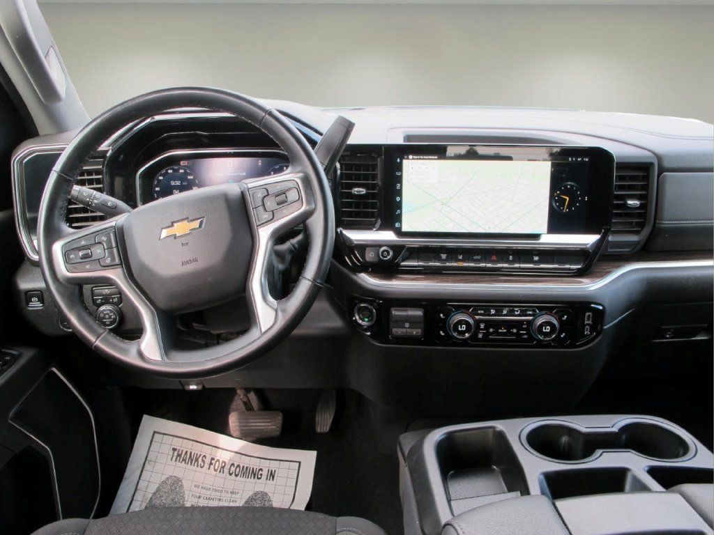 Used 2025 Chevrolet Silverado 2500 LT w/ Convenience Package AWD/4WD image 21