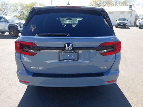 Used 2023 Honda Odyssey Sport image 5