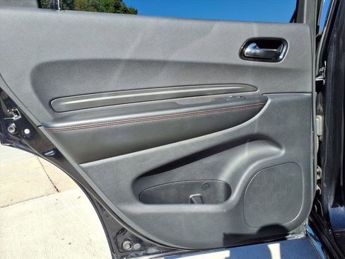 Used 2023 Dodge Durango GT image 16
