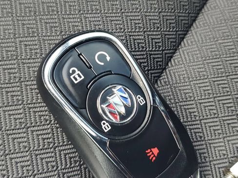 Used 2023 Buick Encore GX Select FWD image 33
