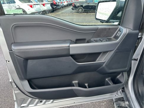 Used 2025 Ford F150 XLT w/ Equipment Group 302A MID image 21