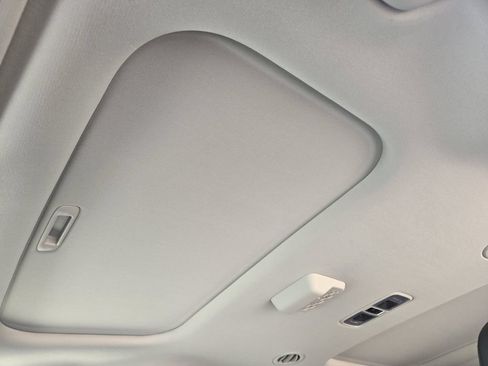 New 2026 Kia Carnival SX FWD image 18