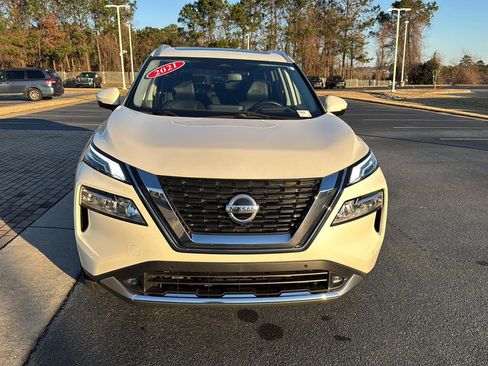 Used 2021 Nissan Rogue Platinum image 7