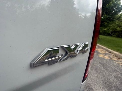 Used 2018 RAM 2500 Tradesman w/ Chrome Appearance Group AWD/4WD image 10