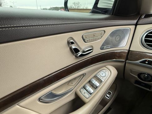 Used 2016 Mercedes-Benz S 550 4MATIC Sedan image 37
