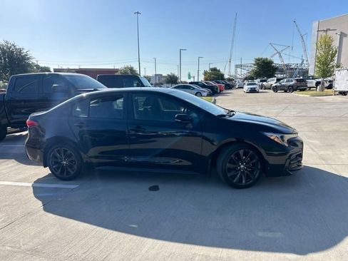 Used 2024 Toyota Corolla SE w/ SE Package FWD image 2