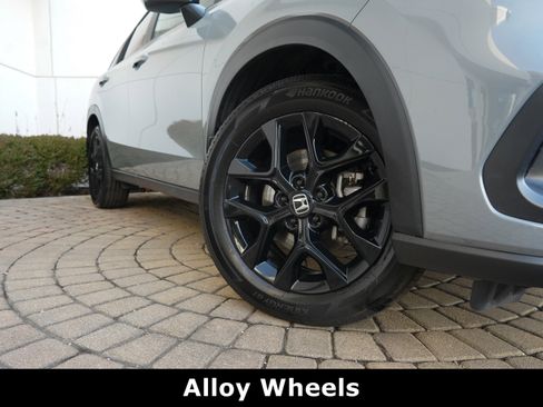 Used 2025 Honda HR-V Sport image 16