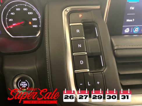 Used 2021 Chevrolet Tahoe Z71 w/ Rear Media and Nav Package image 30