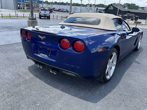 Used 2005 Chevrolet Corvette Convertible w/ Preferred Equipment Group RWD image 5