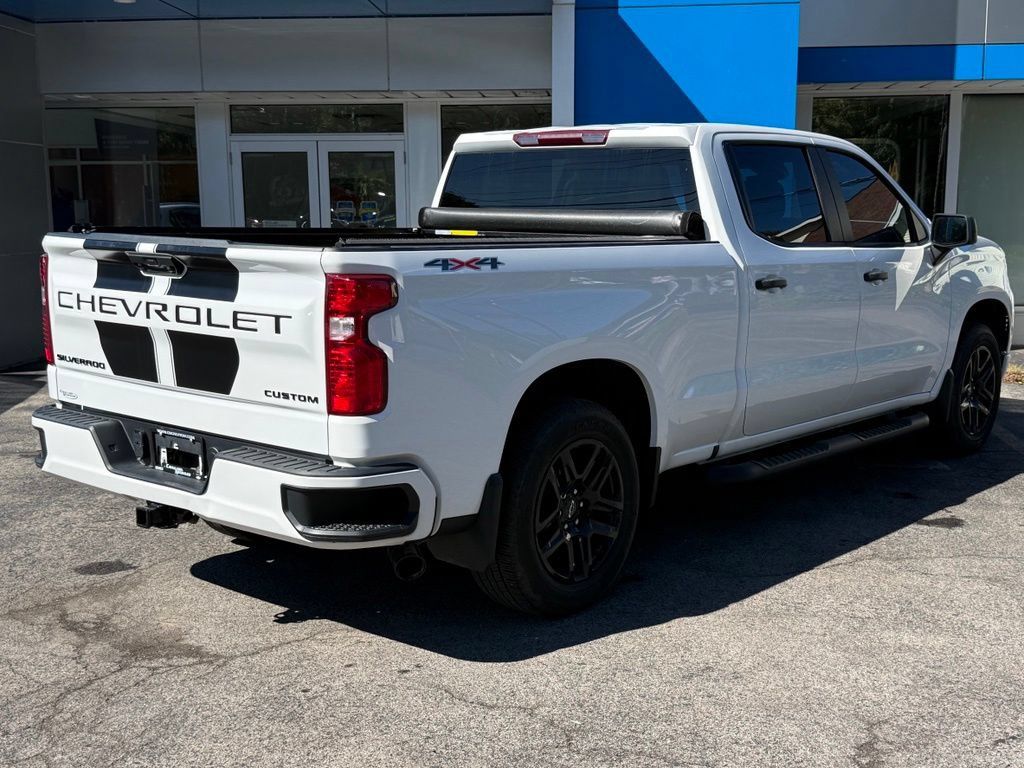 Used 2024 Chevrolet Silverado 1500 Custom w/ Rally Edition AWD/4WD image 5