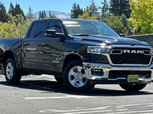 Certified 2025 RAM 1500 Big Horn AWD/4WD image 2