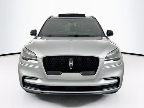 Used 2022 Lincoln Aviator Reserve w/ Equipment Group 201A RWD image 2