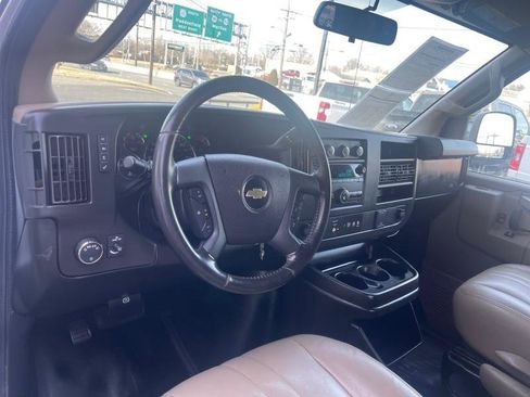 Used 2020 Chevrolet Express 2500 w/ Driver Convenience Package image 13