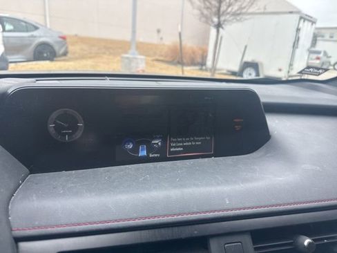 Used 2022 Lexus UX 250h F Sport w/ F Sport Premium Package image 10