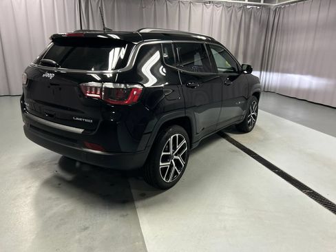 Used 2025 Jeep Compass Limited AWD/4WD image 8