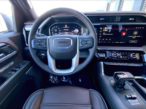 Used 2024 GMC Sierra 1500 Denali w/ Denali Reserve Package image 6