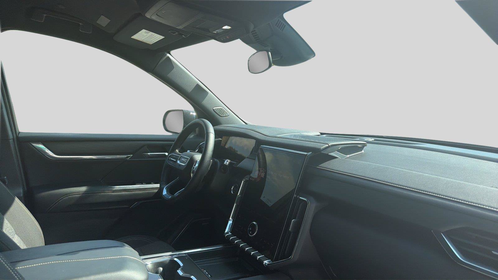 Used 2025 GMC Acadia Elevation FWD image 24