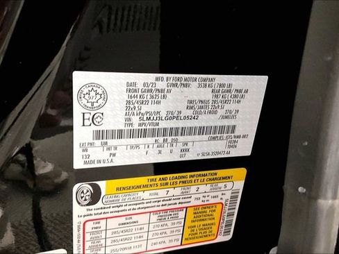 Used 2023 Lincoln Navigator L Reserve w/ Equipment Group 201A image 40