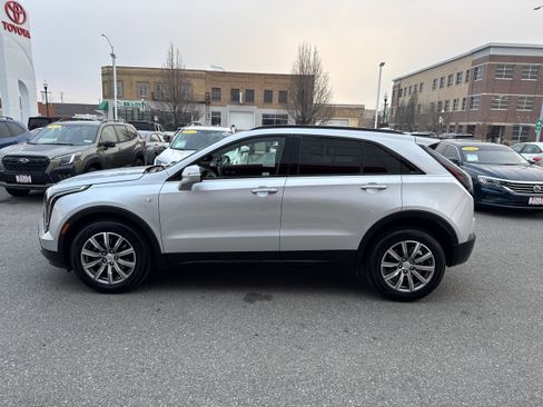 Used 2022 Cadillac XT4 Sport w/ Enhanced Visibility Package image 6