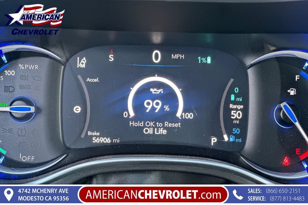 Used 2023 Chrysler Pacifica Touring-L FWD image 35