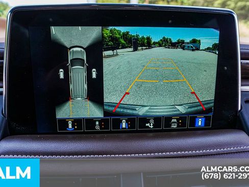 Used 2023 Chevrolet Suburban High Country AWD/4WD image 39