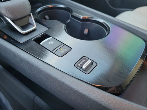 New 2025 Nissan Rogue SV image 34