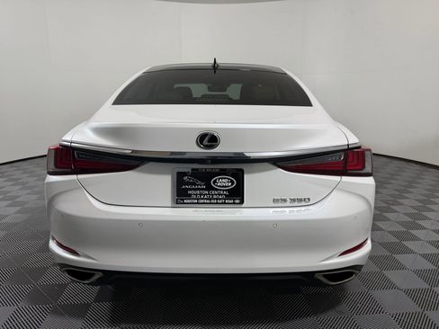 Used 2020 Lexus ES 350 Ultra Luxury w/ Accessory Package 2 image 11