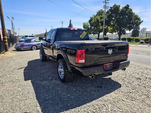 Used 2013 RAM 1500 Express RWD image 7