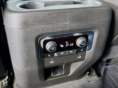 Used 2021 Chevrolet Tahoe Premier AWD/4WD image 27