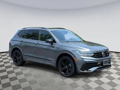 Used 2023 Volkswagen Tiguan SE R-Line