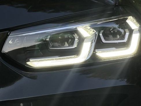 Used 2023 BMW X4 xDrive30i w/ Convenience Package image 13