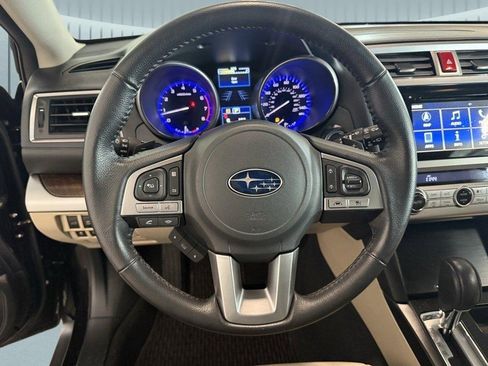 Used 2017 Subaru Outback 2.5i Limited image 10