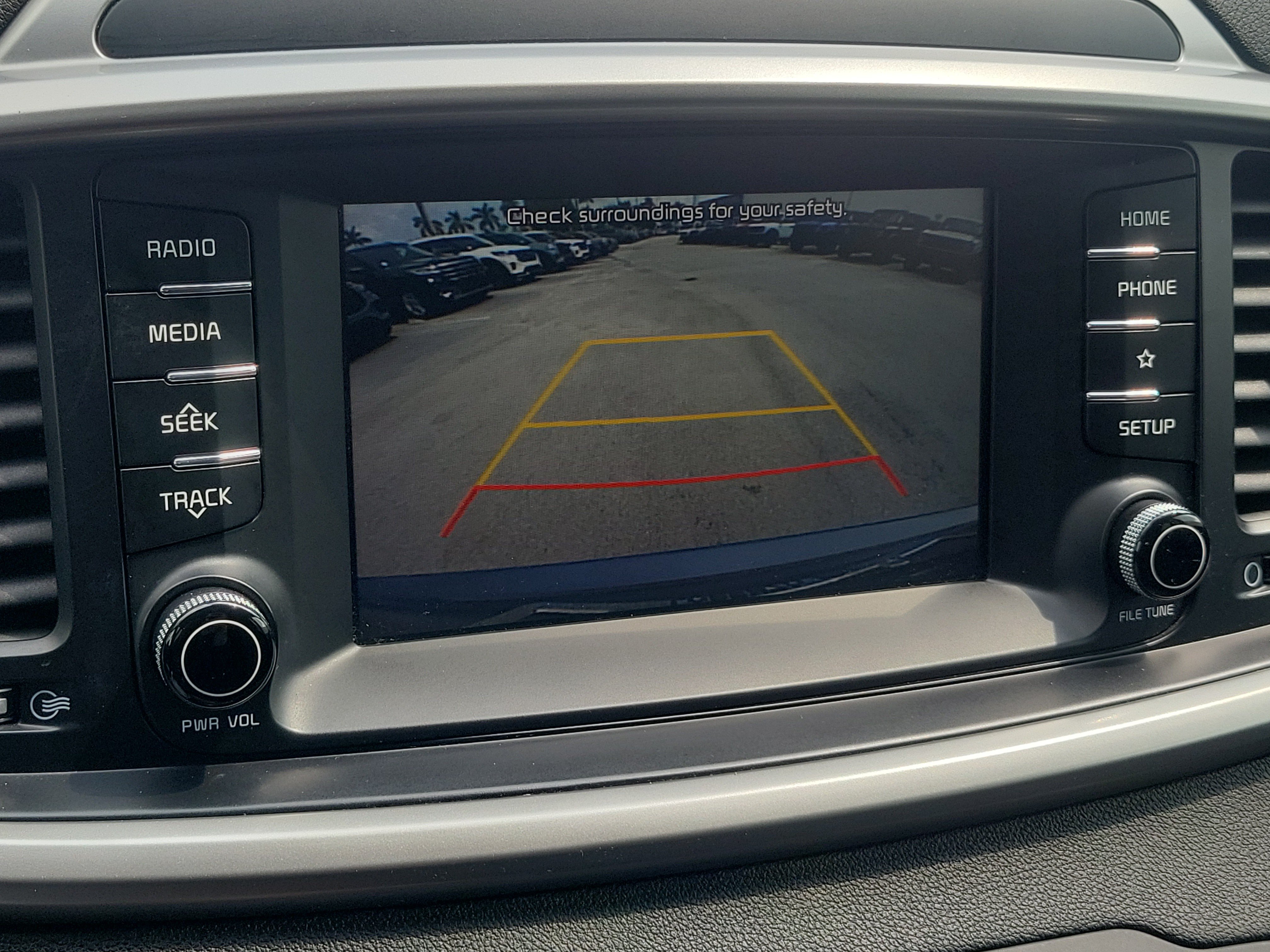 Used 2020 Kia Sorento LX w/ LX I4 Convenience Package FWD image 10