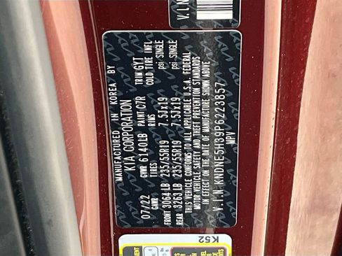 Certified 2023 Kia Carnival SX image 31