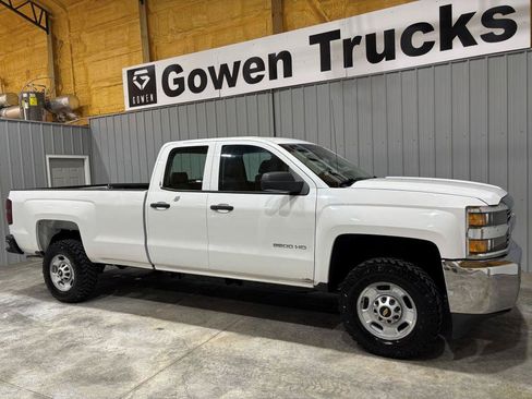 Used 2015 Chevrolet Silverado 2500 W/T AWD/4WD image 3