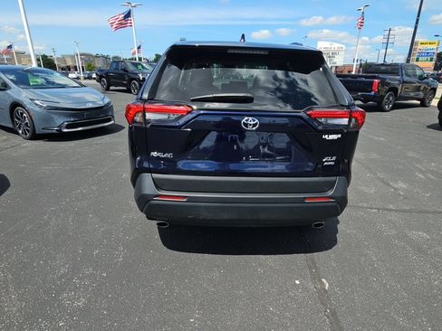 Certified 2025 Toyota RAV4 XLE AWD/4WD image 4