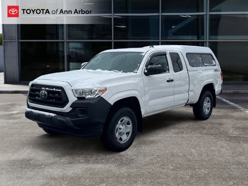 Used 2021 Toyota Tacoma SR image 6