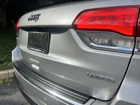 Used 2019 Jeep Grand Cherokee Limited w/ Luxury Group II AWD/4WD image 47