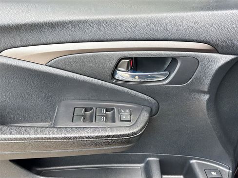 Used 2019 Honda Ridgeline RTL-T image 18