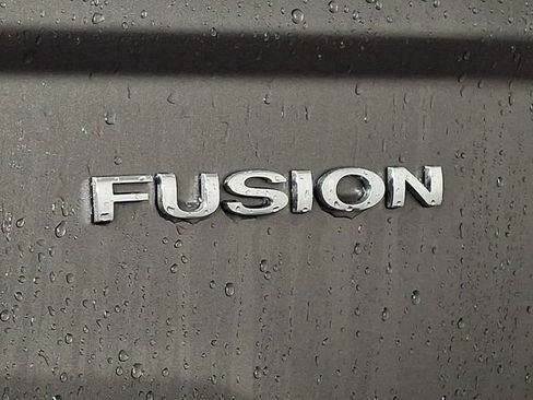 Used 2012 Ford Fusion SE image 29