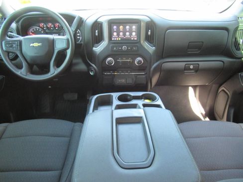 Used 2022 Chevrolet Silverado 1500 Custom AWD/4WD image 12