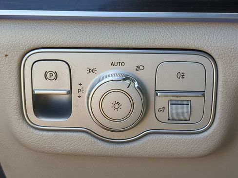 Used 2020 Mercedes-Benz GLE 350 image 57