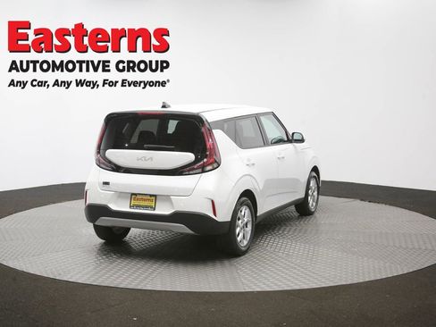 Used 2024 Kia Soul LX w/ Option Group 015 FWD image 37