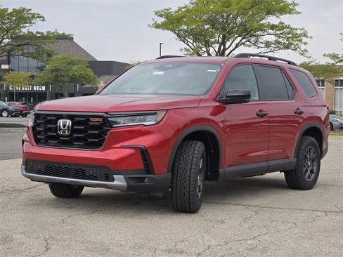 New 2025 Honda Pilot TrailSport image 16